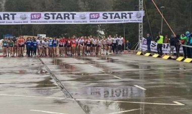 مشاركة متميزة للبطلة وئام الفتحي و البطل محمد الترايبي من فاس في بطولة العالم المدرسية للعدو الريفي ببراتيسلافا بسلوفاكيا