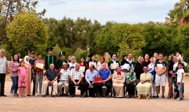 ثانوية ابن حزم التأهيلية بفاس تحقق نتائج إيجابية في امتحانات البكالوريا وجمعية الآباء تحتفي بالمتفوقين الأوائل وتكرمهم