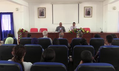 المدير العام لمركز الجزيرة للدراسات الدكتور محمد المختار الخليل بجامعة سيدي محمد بن عبد الله بفاس من أجل درس ونقاش حر حول مستقبل الإعلام في عالم متغير