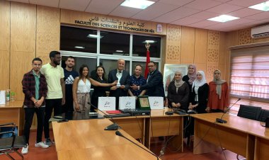 Bravo à la FST de l'USMBA de Fès: REDACOM  a remporté le prix Product Of The Year Award Univrsity Injaz Al Arab 16TH Youth Entrepreneurship Celebration 2022 A Dubai