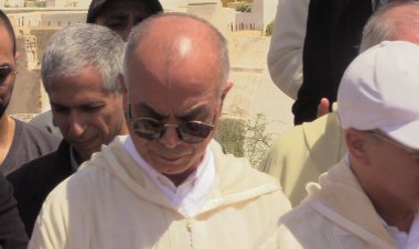 أقوى لحظات جنازة الفقيد والد السيد شكيب بنموسى وزير التربية الوطنية والتعليم الأولي والرياضة