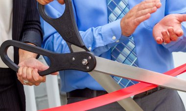 المدير الإقليمي بالجديدة يقطع الطريق على الأساتذة المضربين في العمومي والمشتغلين في ذات الوقت بالخصوصي