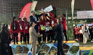 Les étoiles montantes d’Adis : un triomphe historique pour le football féminin scolaire