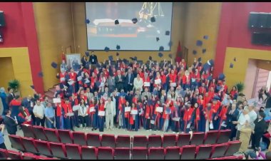 فاس تحتفي بتميزها الجامعي:  لحظة وفاء واعتراف في رحاب كلية الحقوق بجامعة سيدي محمد بن عبد الله