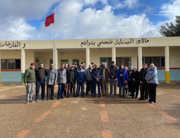 أطر الثانوية التأهيلية ابن عربي لوالي أمن فاس: نريد حمايةً تليق بمؤسسة تضم 1700 مراهق